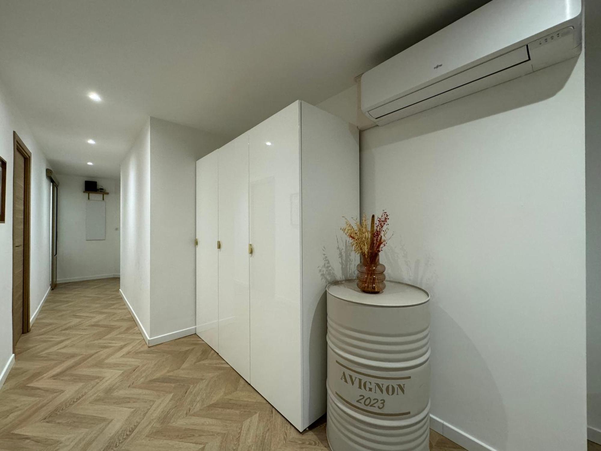 Appartement Le Rive Droite - Gare Centre - Wifi - Terrasse - Face Remparts à Avignon Extérieur photo