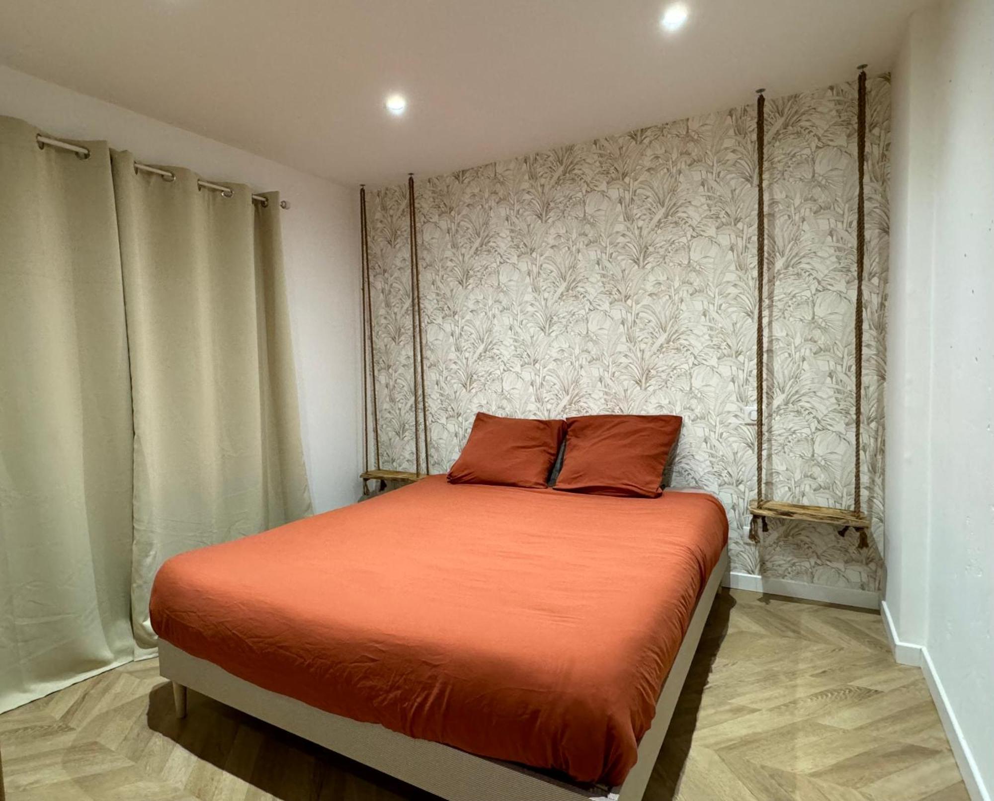 Appartement Le Rive Droite - Gare Centre - Wifi - Terrasse - Face Remparts à Avignon Extérieur photo
